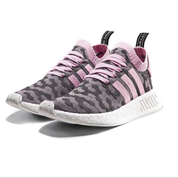 adidas gazelle silver green womens adidas NMD R2 Primeknit Shoes